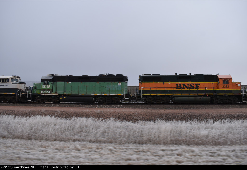 BNSF 3015/2282